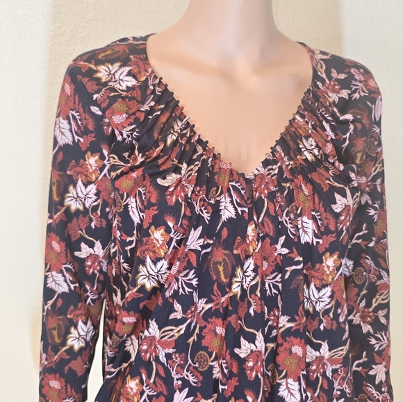 Lucky Brand Womens Size Medium Blue Floral 3/4 Sleeve V-Neck Blouse Top - Picture 2 of 8